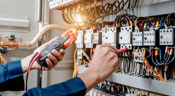 Best Best Electricians Near Me  in Castle Rock, WA
